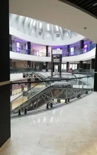 استخدام در کافه رستوران