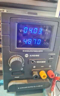 منبع تغذیه