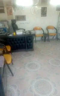 خانم برای نظافت خونه و دفتر کاریم