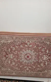 دوعدد پشتی