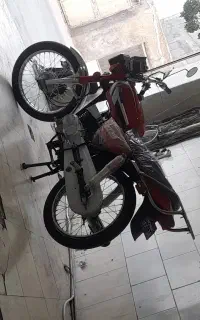 سوزوکی ۱۰۰ شکوه
