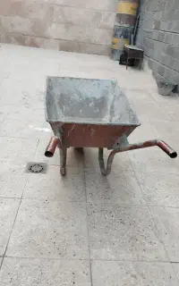 فرغون درحد نو فقط یک ساختمان کار کرده