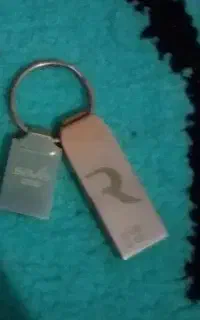 دو عدد فلش 32 گ