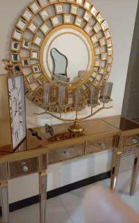 آینه و کنسول