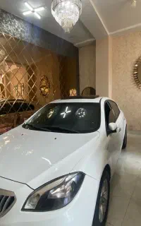 برلیانس ۳۲۰ موتور بزرگ