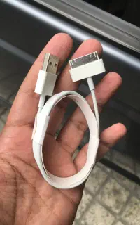 کابل شارژ ایفون 4s