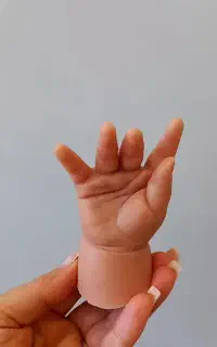 ساخت تندیس دست و پای کودک