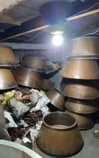مس‌سماوری وسایل ضایعات قاپلمه درب‌منزلی
