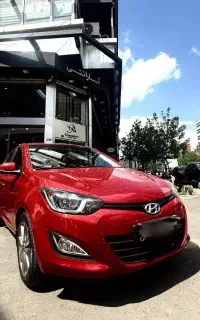 هیوندایی i20 2015