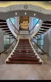 پله گرد و درب و پنجره