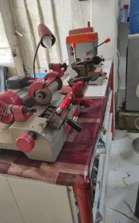 کلید سازی و قفل سازی اتومبیل