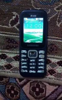 گوشی ساده سامسونگ
