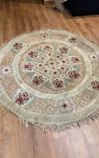 فرش ۱/۵ در ۱/۵ گل برجسته