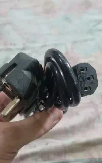 کابل برق کیس و همه رو باز کن ببین