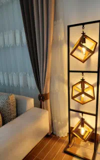 آباژور ایستاده