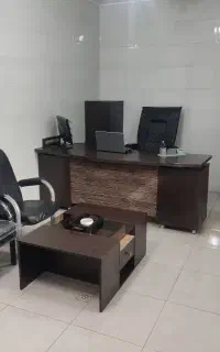 میز و صندلی مدیریت،تخت تزریقات ،پاف باکس دار