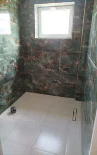 کاشی کاری و نماکاری