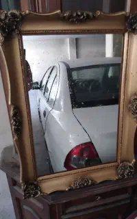 قاب چوبی و آیینه