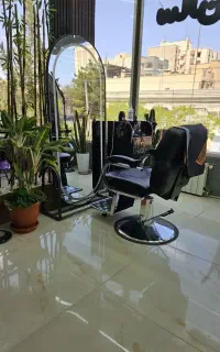 شاگرد نیمه ماهر برای خدمات نظافت سالن مردانه
