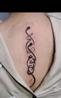 تتو بدن مشکی و رنگی