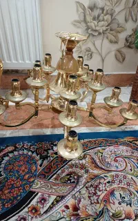 یک عدد لوستر آبکاری طلا