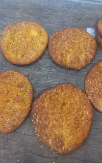 کلوچه شیری تنوری گلی