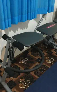 دستگاه ورزشی چندمنظوره