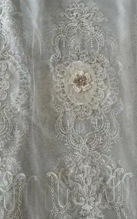 پرده ی توری گل برجسته سلطنتی