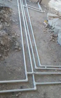 لوله کشی آب وگاز وفاضلاب ونصب پمپ و آبگرمکن