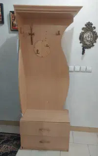 لباس آویز همراه با دو کشو لباس