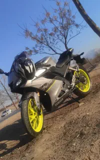 یاماها r15 مدل 403