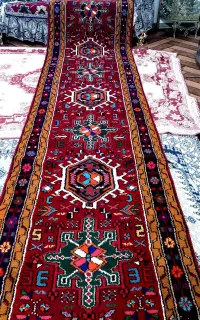یک عددفرش دستبافت کناره بارماخ توخوش  ۱متردر ۴متر