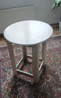 میز گرد کوچک