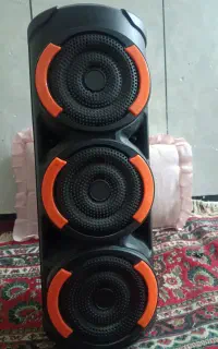 اسپیکر نو خشک
