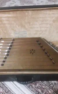 سنتور ۹ خرک سعید رامیان با جعبه رمز دار