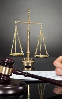 وکیل پایه یک دادگستری و مشاور حقوقی