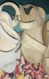 کفش ۲۷ بچه دخترانه و س چهار ساله