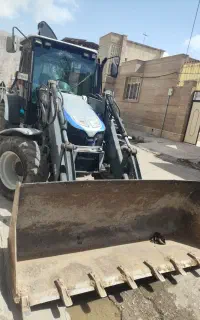 بیل بکهو جهت تخریب و خاک برداری