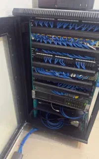 خدمات فروش نصب راه اندازی سرور شبکه تلفنVoipدوربین