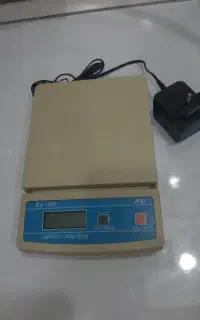 ترازو دقت ۰/۰۱ گرم گستره ۳۰۰ گرم، AND مدل EJ300