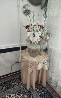 گل و گلدان