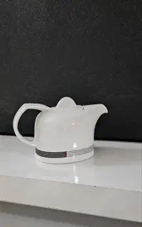 ۵عدد قوری زرین نو