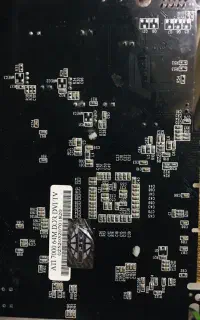 کارت گرافیکی  ati 7000. 64 m