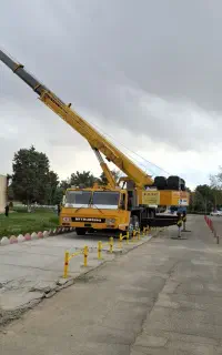 جرثقیل جهت کار.