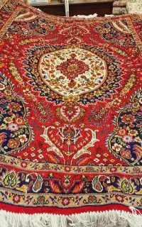 قالیچه ۳متری آذرشهر تبریز زمینه لاکی دستباف