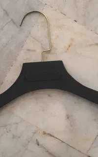 تعدادی چوبکار برای مغازه