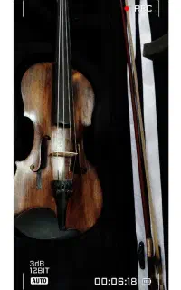 فروش  یک دستگاه ویالون به همراه کیف