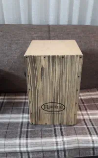 کاخن