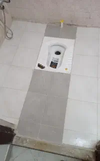 کاشی کاری و سرامیک کاری کار با چسب و سیمان کاشی