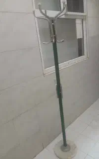 آویز لباس